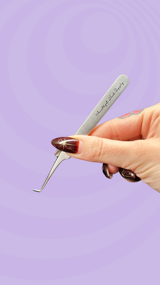 Kiss Me I’m A Lash Artist Tweezer